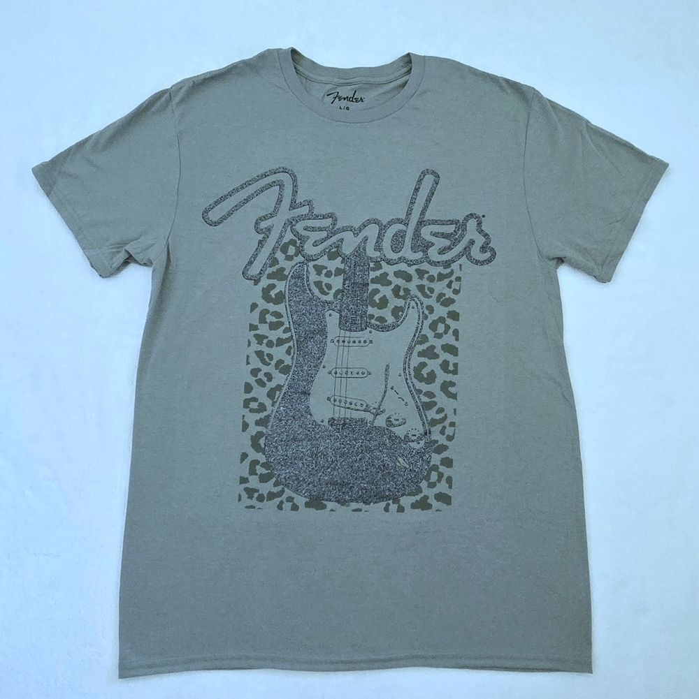 Fender🎸 Musical Instruments Corporation Graphic Tee👕 - NWT